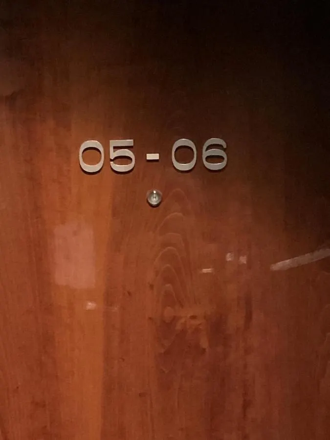 Wallace - Orso Hotel