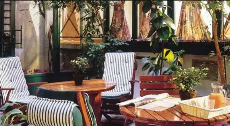 Hotell Wallace - Orso 4*