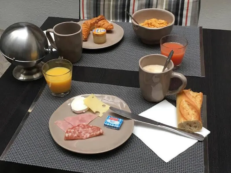 Wallace - Orso 4* Paris
