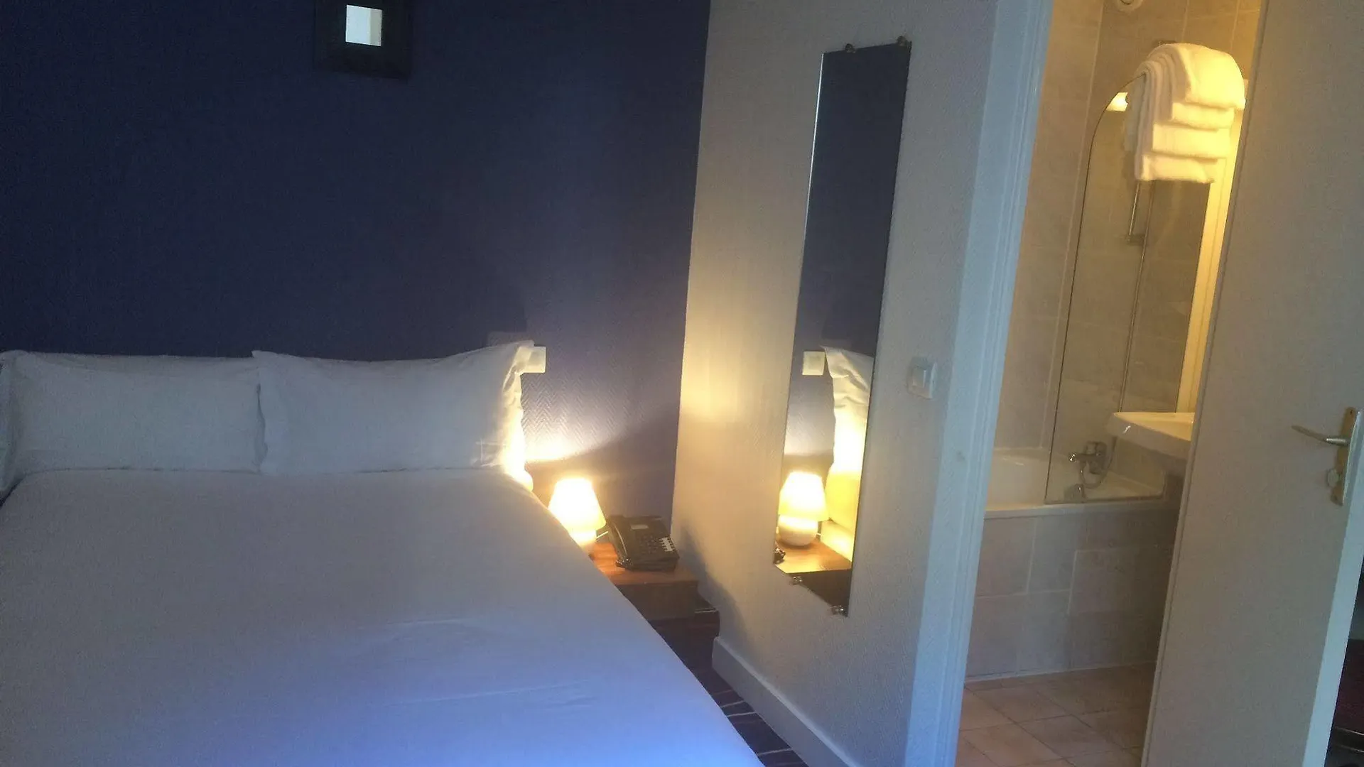 Wallace - Orso 4* Paris